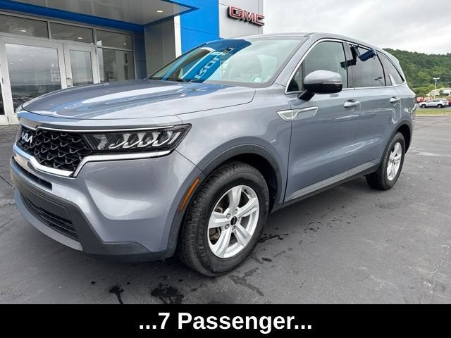 2023 Kia Sorento LX in Everlasting Silve — front three-quarter view